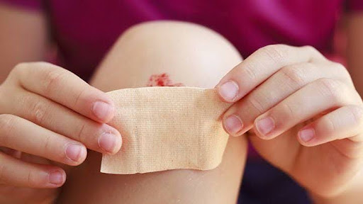 Bệnh hemophilia chảy máu vào khớp