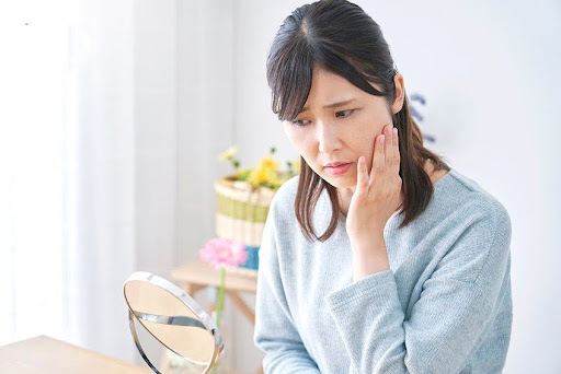 Phụ nữ tiền mãn kinh & mãn kinh nên uống tế bào gốc